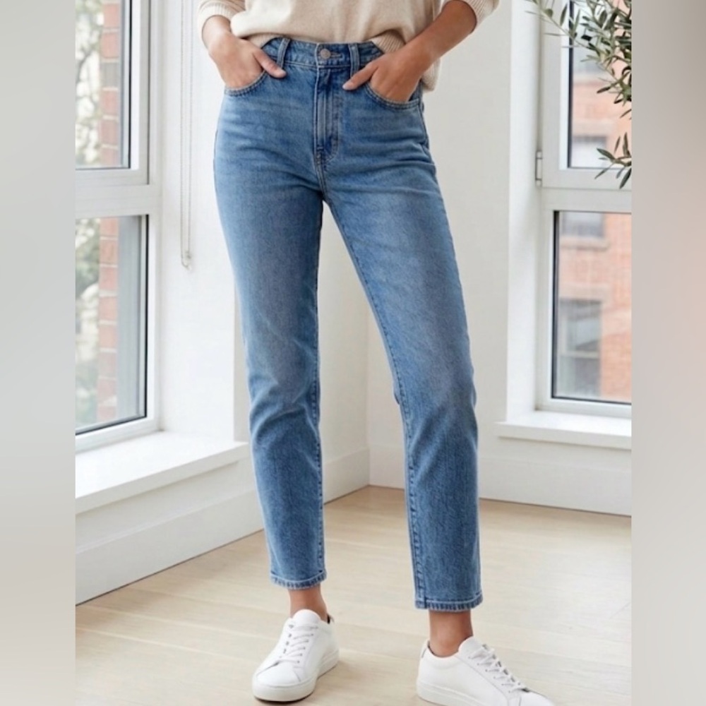 J. Crew Women’s Straight Leg Jeans Size 24P